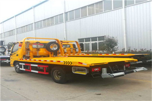 余杭区附近拖车救援搭电